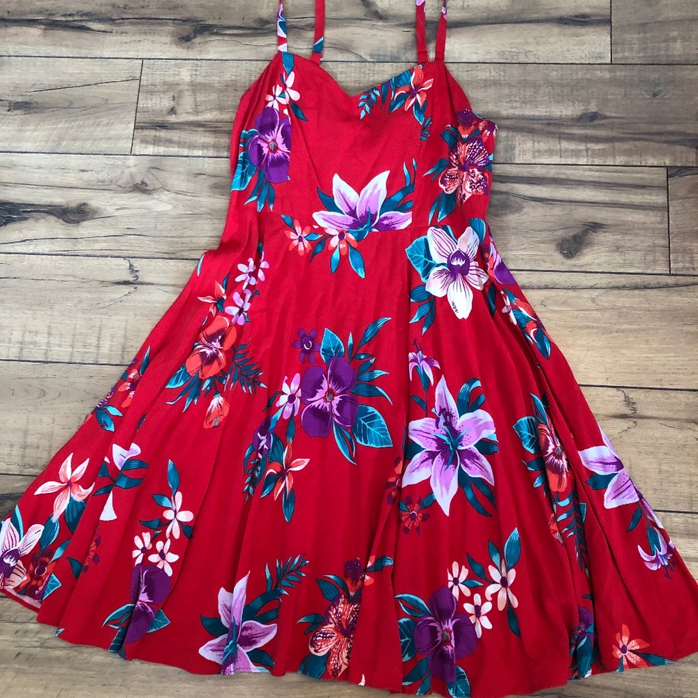 Old Navy  Summer Romper  Red Size M Floral Print